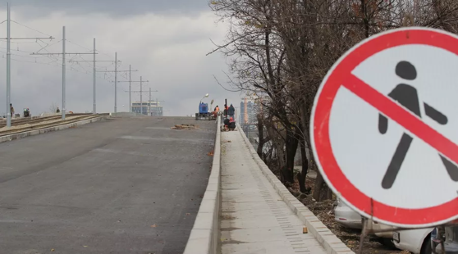 Ремонт Садового моста &copy;&nbsp;Фото пресс-службы администрации Краснодара