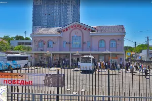 Автовокзал Новороссийска &copy;&nbsp;Скриншот yandex.ru/maps, панорама 2024 год