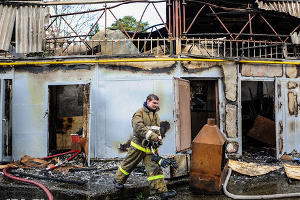 Пожар в кафе "Каскад" в центре Сочи © Нина Зотина, ЮГА.ру