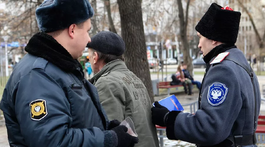 Инструктаж городской казачьей дружины &copy;&nbsp;Влад Александров, ЮГА.ру