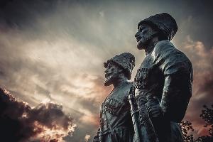 Памятник «Казаку и горцу» на ул. Красной © Фото KrasnodarPics, pixabay.com