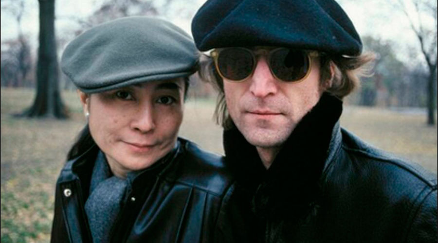 Джон Леннон и Йоко Оно © Фото с сайта newsmuz.com