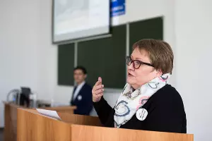 «Тотальный диктант — 2019» в Краснодаре. Нина Шилоносова &copy;&nbsp;Фото Елены Синеок, Юга.ру