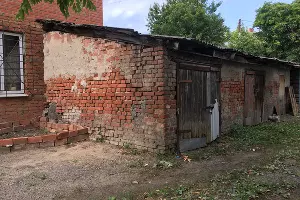 Сараи во дворе на на Мира, 61 &copy;&nbsp;Фото Александра Гончаренко, Юга.ру