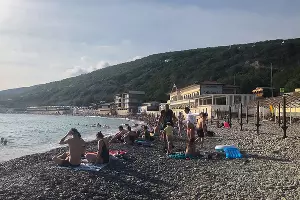 На пляже в Широкой Балке &copy;&nbsp;Фото Иолины Грибковой, Юга.ру