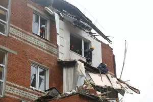 Взрыв бытового газа на улице Славянской в Краснодаре &copy;&nbsp;Фото пресс-службы ГУ МЧС РФ по Краснодарскому краю