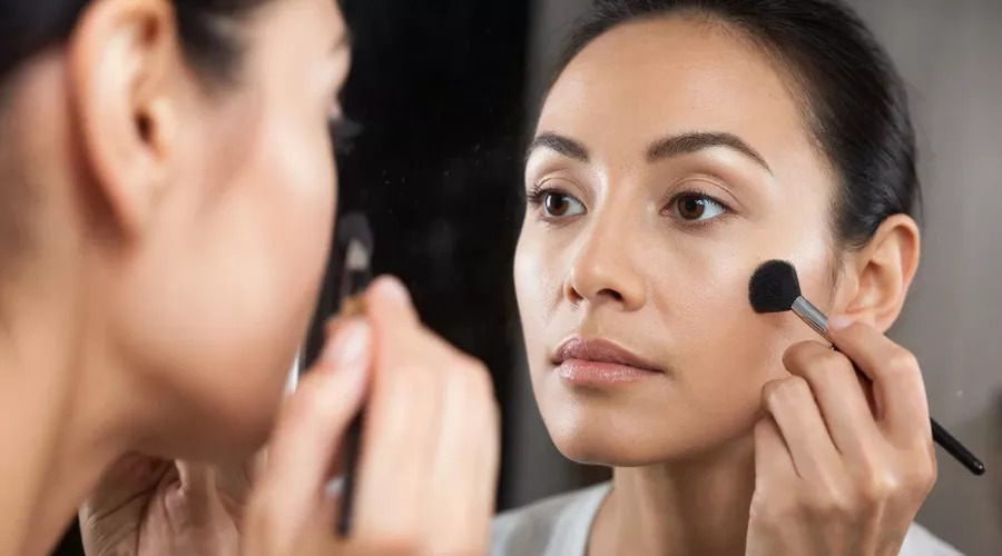 макияж &copy;&nbsp;Изображение сгенерировано нейросетью Gigachat