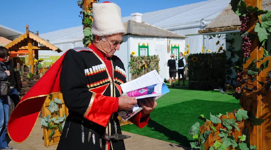 "Кубанская ярмарка" в Краснодаре &copy;&nbsp;Елена Синеок, ЮГА.ру