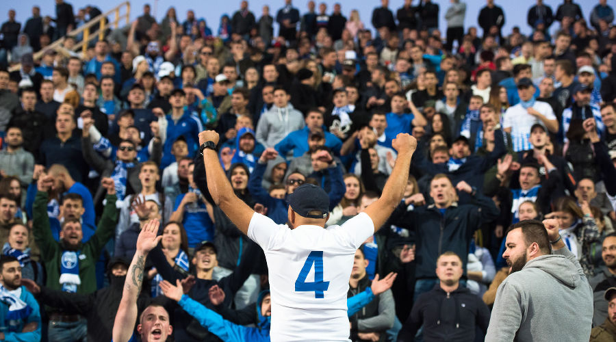 Болельщики ФК «Черноморец» © Фото Елены Синеок, Юга.ру