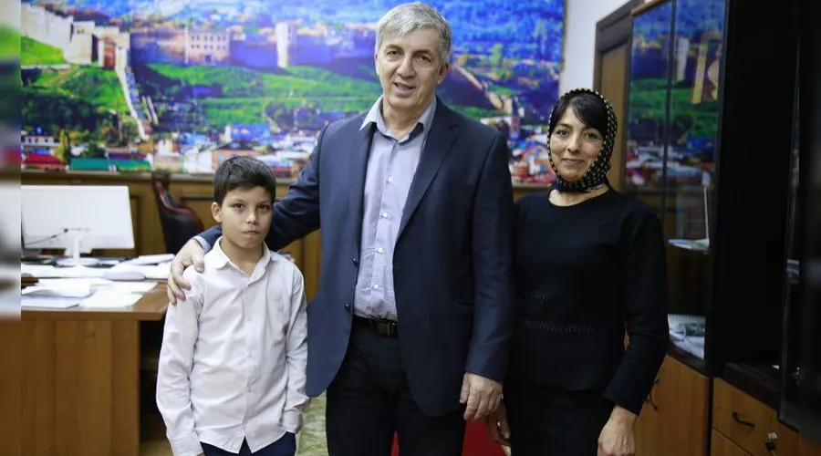  &copy;&nbsp;Фото со страницы Хизри Абакарова в инстаграме, instagram.com/glava_derbenta