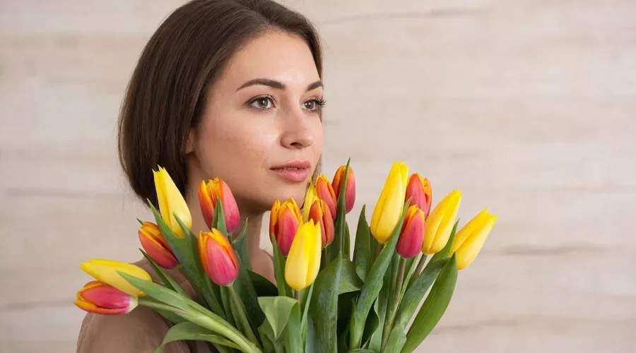 тюльпаны &copy;&nbsp;Изображение сгенерировано нейросетью Gigachat