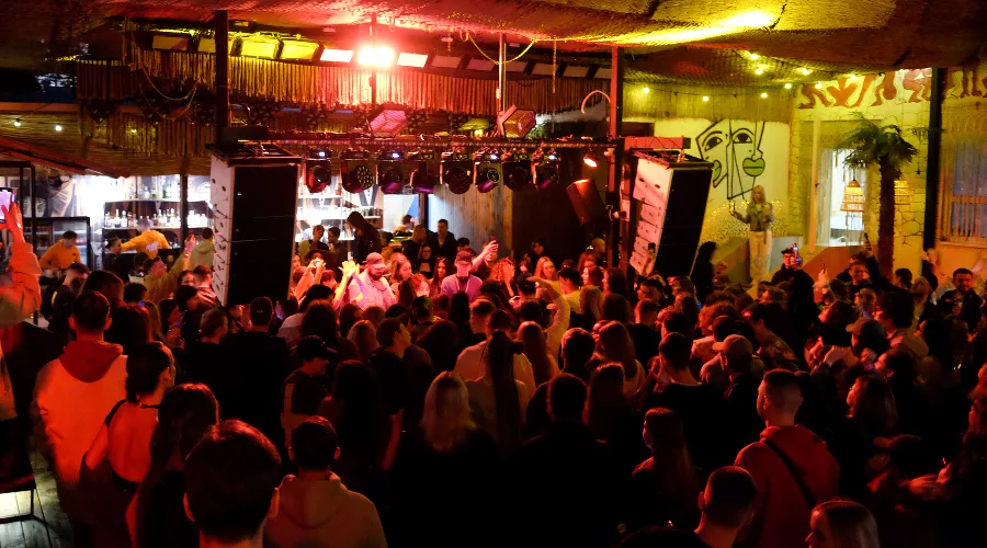 Концерт в этно-дворике Tulum &copy;&nbsp;Фото Олега Абраменко
