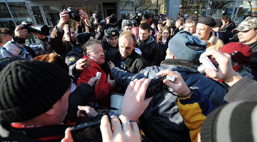 Митинг "За честные выборы" в Краснодаре &copy;&nbsp;Елена Синеок. ЮГА.ру