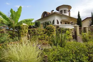 Дагомыс. Частный сектор &copy;&nbsp;Фото Dmitry Vorona, commons.wikimedia.org (лицензия CC 3.0)