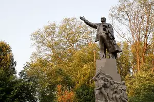 Памятник Ленину в Вишняковском сквере &copy;&nbsp;Фото пресс-службы администрации Краснодара