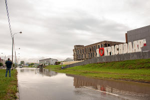 Последствия ливня на улице Московской &copy;&nbsp;Фото Дмитрия Пославского, Юга.ру