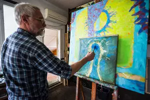 В мастерской Алексея Паршкова &copy;&nbsp;Фото Елены Синеок, Юга.ру