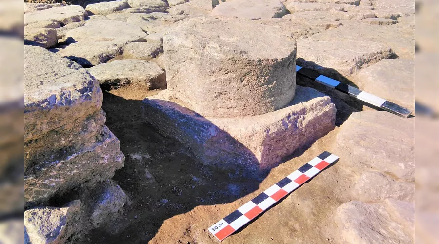 Древний алтарь, найденный в окрестностях Анапы &copy;&nbsp;Фото с сайта администрации Краснодара