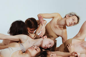 Спектакль «Нудисты», танцевальная группа «Солянка» © Фото Дениса Яковлева