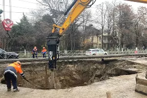 Провал грунта на Московской 6 декабря 2024 &copy;&nbsp;Фото Дмитрия Пославского, Юга.ру
