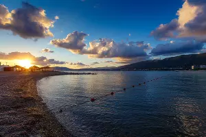 Пляж в Геленджике &copy;&nbsp;Фото aleksnt, freepik.com