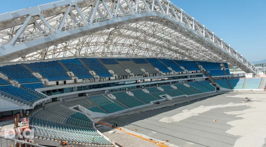 Делегация FIFA проверила готовность сочинского стадиона "Фишт" &copy;&nbsp;Нина Зотина, ЮГА.ру