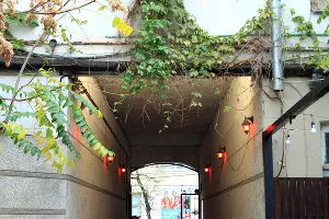 Гастродвор &laquo;Соседи&raquo; на Красной, 104 &copy;&nbsp;Фото Марины Солошко, Юга.ру