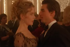 Кадр из фильма «С широко закрытыми глазами» &copy;&nbsp;Скриншот видео с Rutube-канала &laquo;Фильмач — фильмы и сериалы онлайн&raquo;