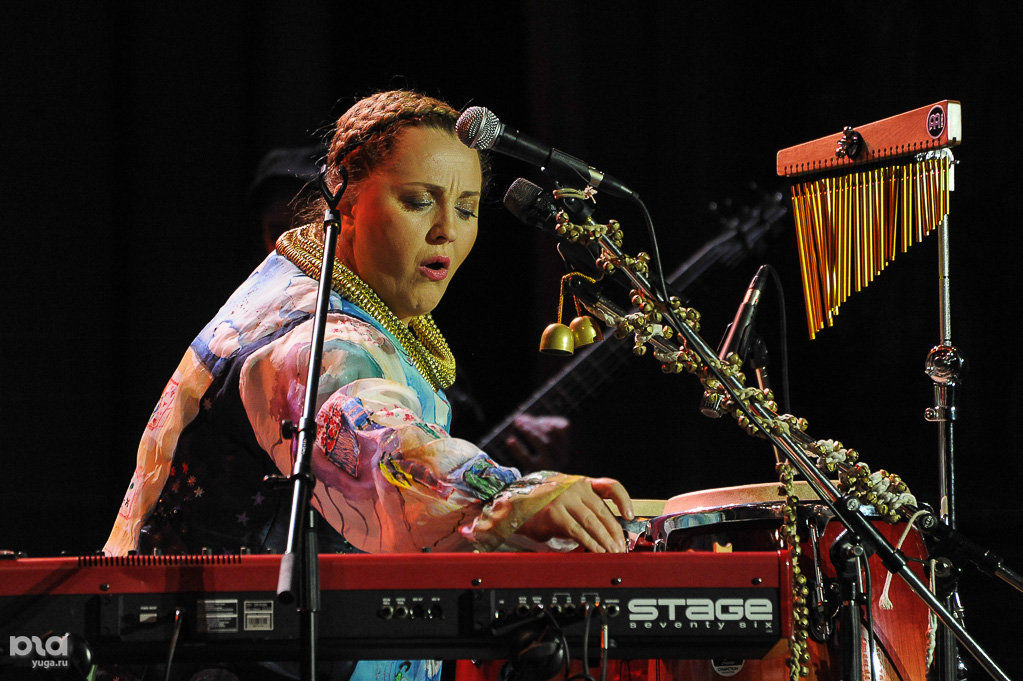 1, москва хинкали у нино. Журналистка нино росебашвили. Нино катамадзе в молодости. Нино катамадзе. Актриса нино нинидзе.