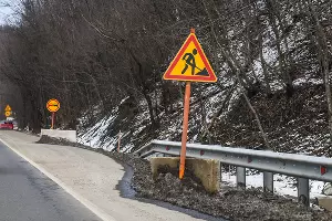 Ремонт дороги &copy;&nbsp;Фото Елены Синеок, Юга.ру