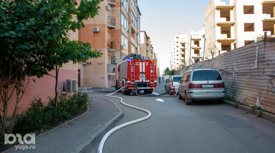 В Краснодаре в ночном пожаре в многоэтажке сгорело 64 квартиры &copy;&nbsp;Фото Дмитрия Пославского, Юга.ру