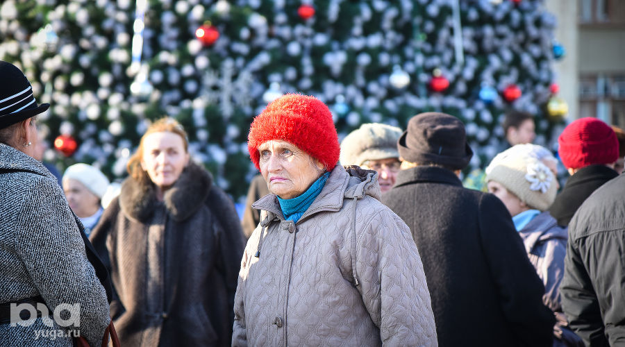 В Краснодаре пенсионеры вышли на митинг против отмены льгот на проезд © Фото Елены Синеок, Юга.ру