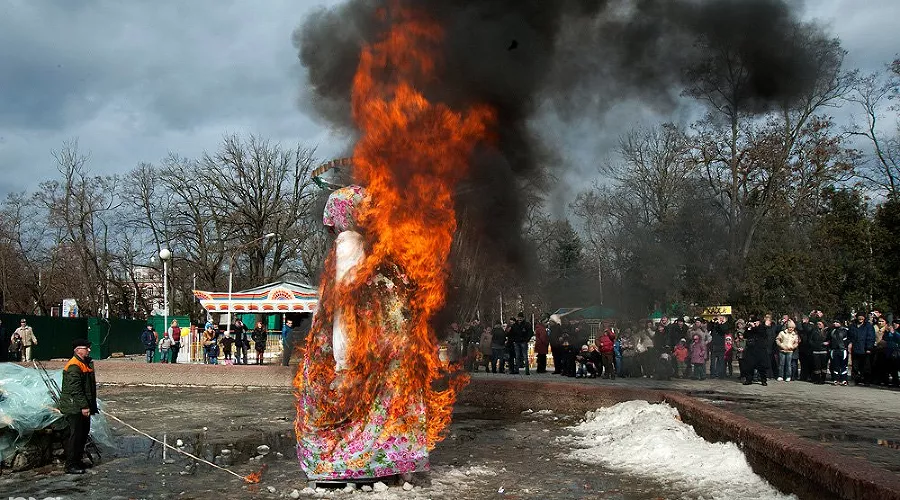 Проводы масленицы в Краснодаре &copy;&nbsp;Сергей Карпов. ЮГА.ру