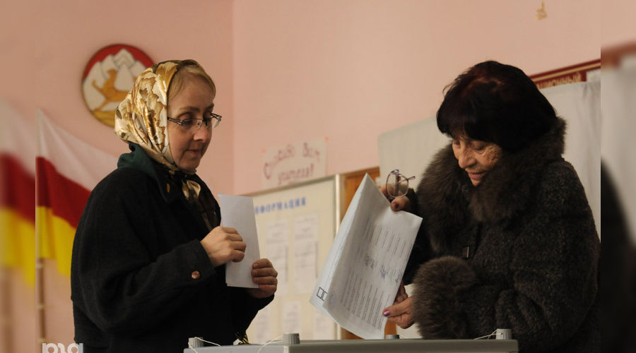 Выборы президента в Южной Осетии © Сергей Карпов. ЮГА.ру