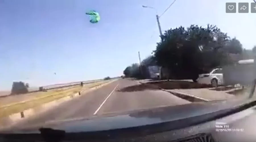  &copy;&nbsp;Скриншот из видео