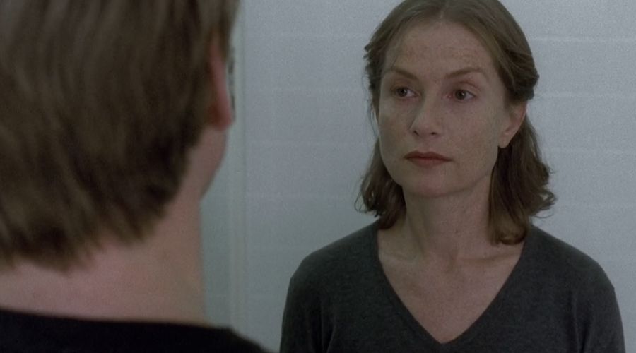 Кадр из трейлера к фильму «Пианистка» &copy;&nbsp;Скриншот с сайта www.kinopoisk.ru