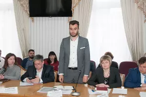 Эдем Керимов &copy;&nbsp;Фото пресс-службы администрации Ялты