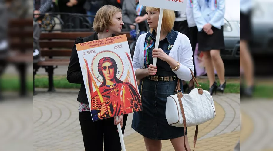 Молебен-стояние в защиту поруганных святынь &copy;&nbsp;Елена Синеок. ЮГА.ру