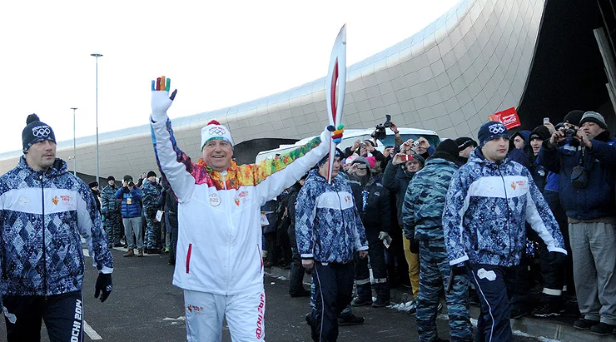 Эстафета Олимпийского огня в Краснодаре &copy;&nbsp;Елена Синеок, ЮГА.ру