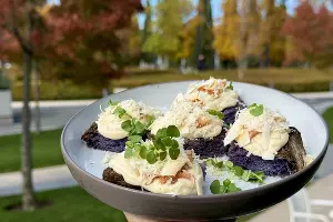 Брускетты с инжиром &copy;&nbsp;Фото Марины Солошко, Юга.ру