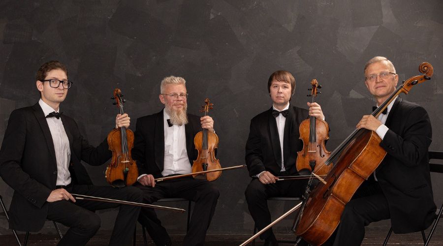 «Романтик-квартет» &copy;&nbsp;Фото предоставлено пресс-службой КМТО &laquo;Премьера&raquo;