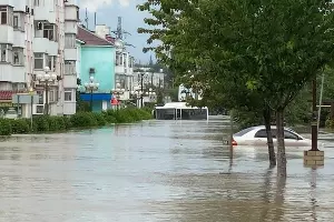 Потоп в Керчи &copy;&nbsp;Фото из паблика &laquo;Керчь.ФМ&raquo; во &laquo;ВКонтакте&raquo;, vk.com/kerchfm