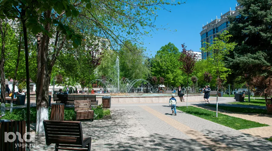 Сквер «Фестивальный» &copy;&nbsp;Фото Дмитрия Пославского, Юга.ру