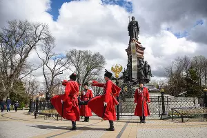 Екатерининский сквер &copy;&nbsp;Фото Елены Синеок, Юга.ру