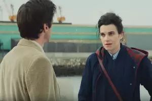 Кадр из трейлера к фильму «Джейн Остин испортила мне жизнь» &copy;&nbsp;Скриншот видео с Rutube-канала &laquo;Фильм На Вечер 2025&raquo;