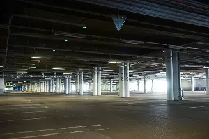 Парковка ТЦ «МЕГА Адыгея-Кубань» &copy;&nbsp;Фото Евгения Мельченко, Юга.ру