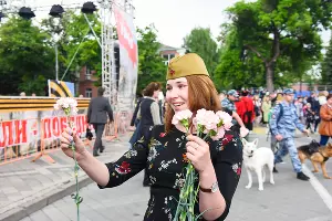 Парад Победы на Театральной площади в Краснодаре &copy;&nbsp;Фото Елены Синеок, Юга.ру