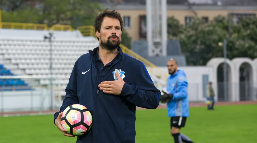 Кадр из фильма «Тренер» &copy;&nbsp;Фото с сайта afisha.ru