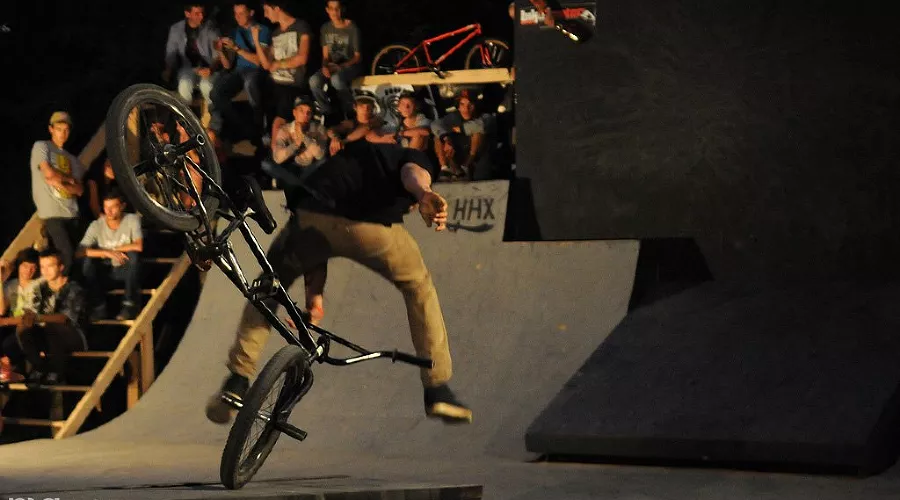 Фестиваль экстремальных видов спорта XSA Backyard Jam в Краснодаре &copy;&nbsp;Елена Синеок, ЮГА.ру