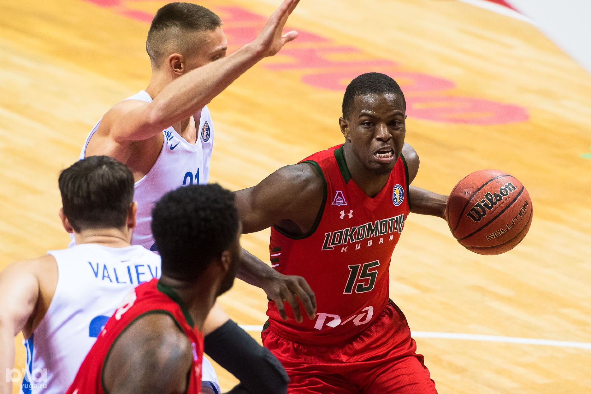 баскетбол краснодар. баскетбол краснодар. баскетбол локомотив кубань юноши. чемпион баскетбол краснодар. локомотив кубань баскетбол.